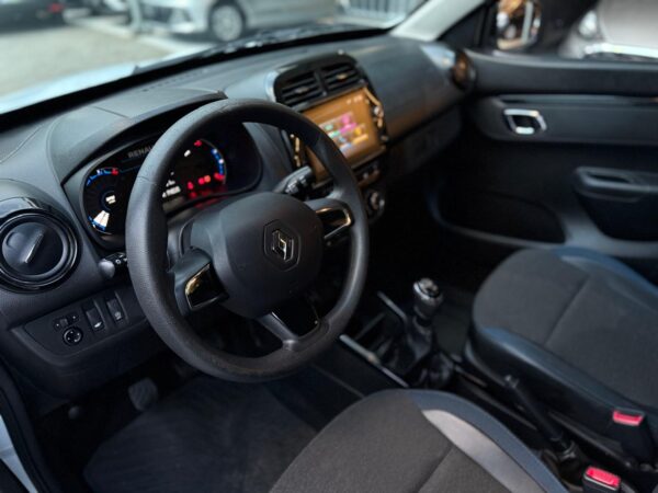 RENAULT KWID 1.0 12V SCE FLEX INTENSE MANUAL - Image 3