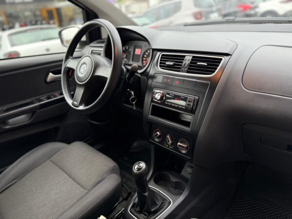 VOLKSWAGEN FOX 1.6 MI 8V FLEX 4P MANUAL - Image 13