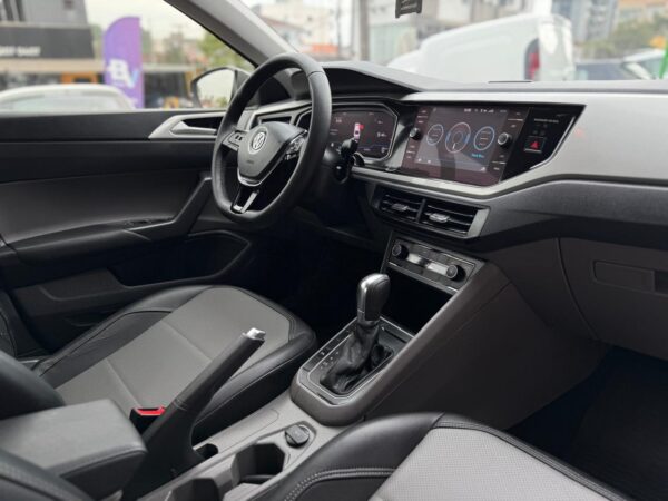 VOLKSWAGEN VIRTUS 1.0 200 TSI HIGHLINE AUTOMÁTICO - Image 10