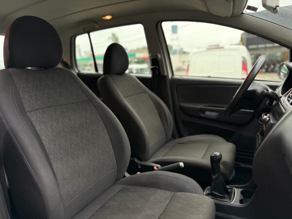 VOLKSWAGEN FOX 1.6 MI 8V FLEX 4P MANUAL - Image 12