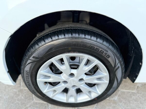 RENAULT SANDERO 1.0 12V SCE FLEX ZEN MANUAL - Image 15