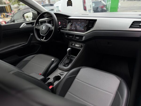VOLKSWAGEN VIRTUS 1.0 200 TSI HIGHLINE AUTOMÁTICO - Image 15
