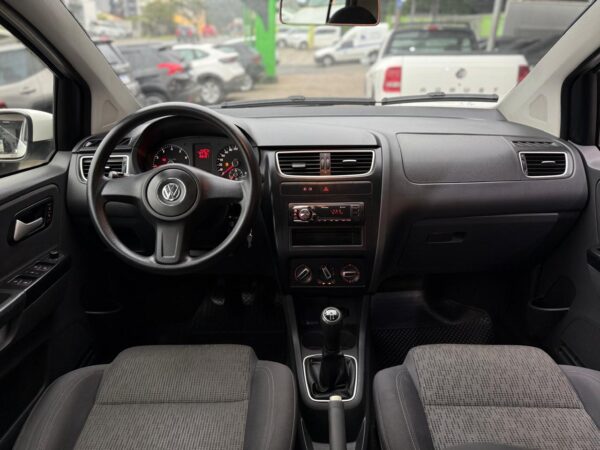 VOLKSWAGEN FOX 1.6 MI 8V FLEX 4P MANUAL - Image 8