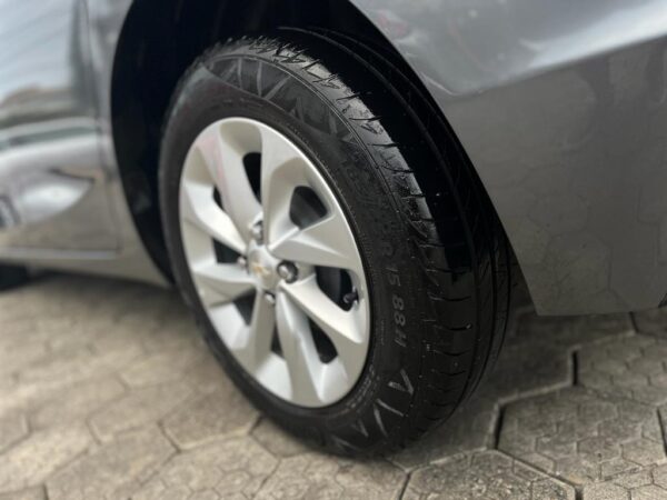 CHEVROLET ONIX 1.0 FLEX LT MANUAL - Image 2