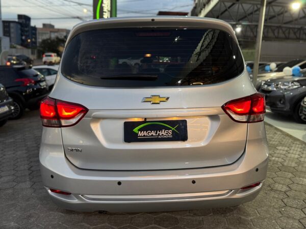 CHEVROLET SPIN 1.8 LS 8V FLEX 4P MANUAL - Image 18