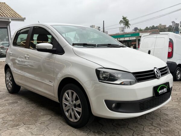VOLKSWAGEN FOX 1.6 MI 8V FLEX 4P MANUAL - Image 4