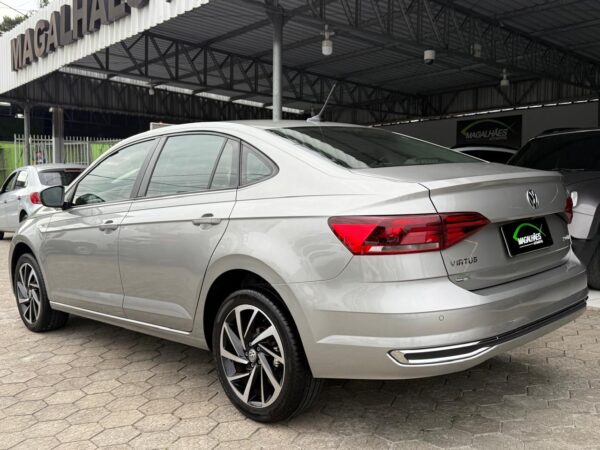 VOLKSWAGEN VIRTUS 1.0 200 TSI HIGHLINE AUTOMÁTICO - Image 8