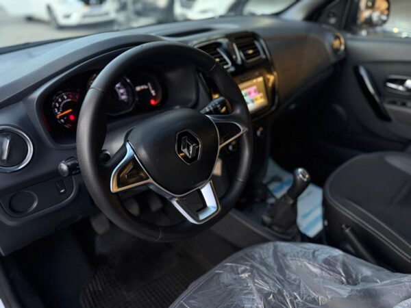 RENAULT SANDERO 1.0 12V SCE FLEX ZEN MANUAL - Image 4