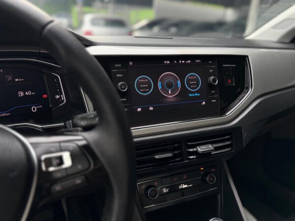 VOLKSWAGEN VIRTUS 1.0 200 TSI HIGHLINE AUTOMÁTICO - Image 4