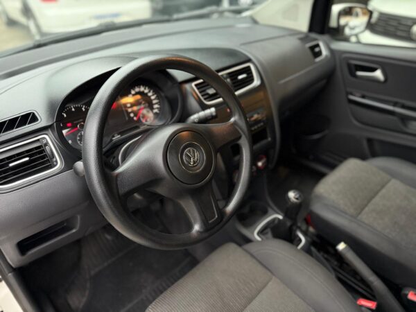 VOLKSWAGEN FOX 1.6 MI 8V FLEX 4P MANUAL - Image 2