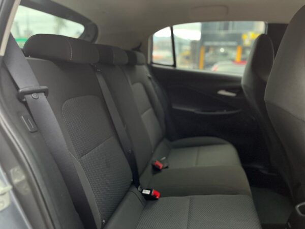 CHEVROLET ONIX 1.0 FLEX LT MANUAL - Image 12