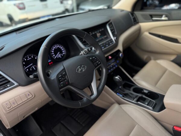 HYUNDAI TUCSON 1.6 16V T-GDI GASOLINA GLS ECOSHIFT - Image 3